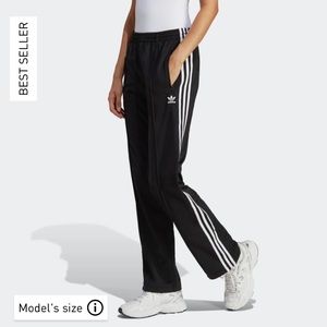 3 Stripe addias pants